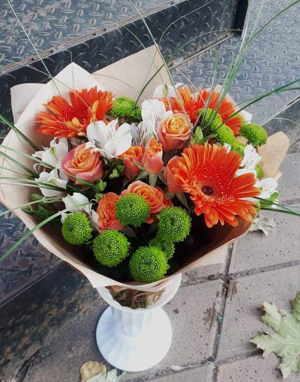 Букет цветов из: Герберы, Хризантемы, Альстромерии и Розы в Софьино