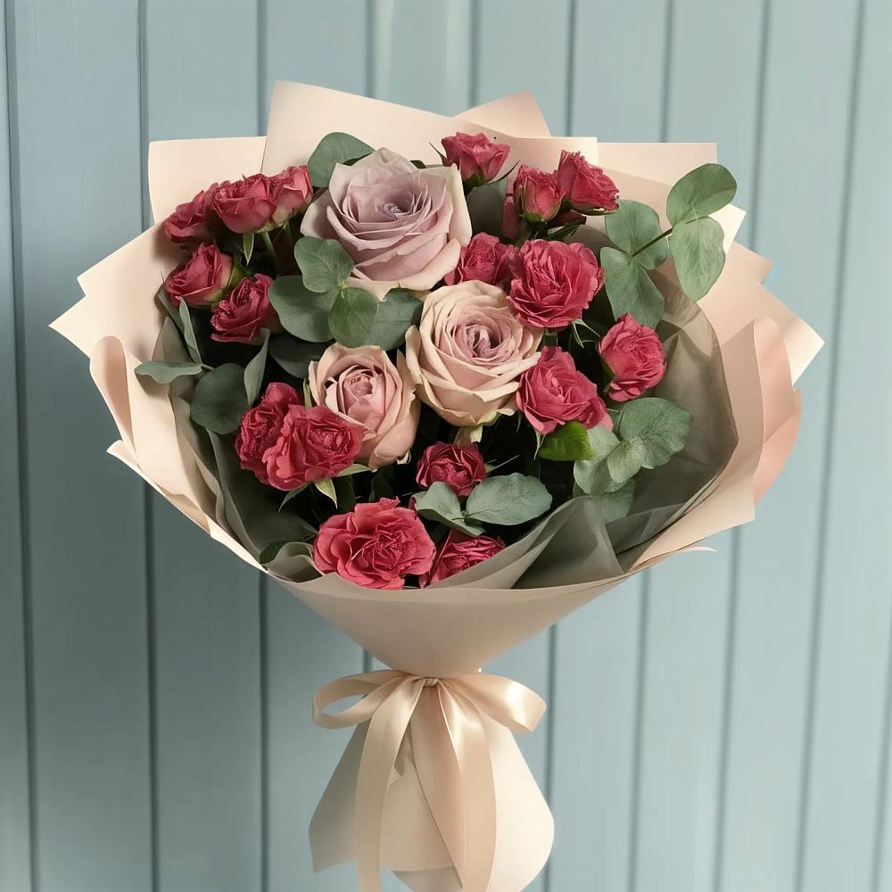 Букет цветов из: Гвоздики и Розы в Софьино