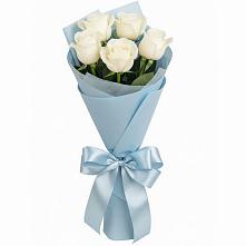 Букет 5 Белых роз Проуд в Софьино