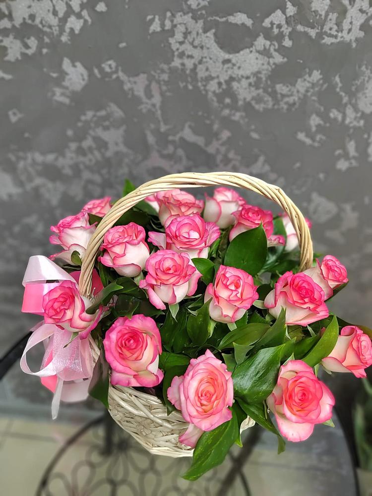 Цветочная композиция из Розы в корзине в Софьино
