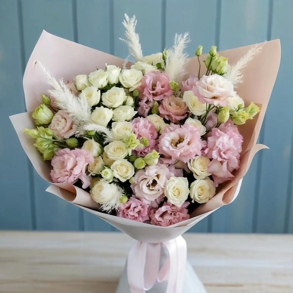 Букет цветов из: Альстромерии и Розы в Софьино