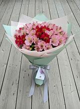 Букет цветов из:  Альстромерии в Софьино