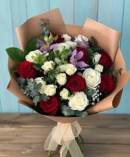 Букет цветов из:  Розы и Альстромерии в Софьино