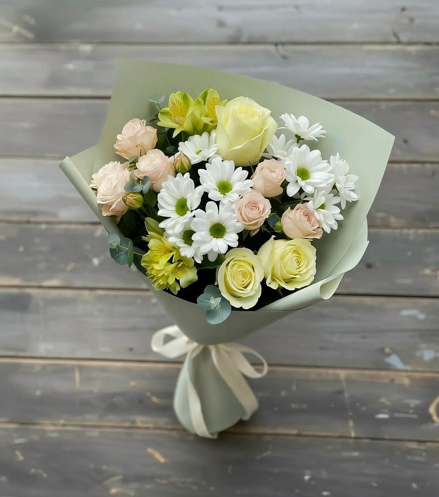 Букет цветов из: Альстромерии, Розы и Хризантемы в Софьино