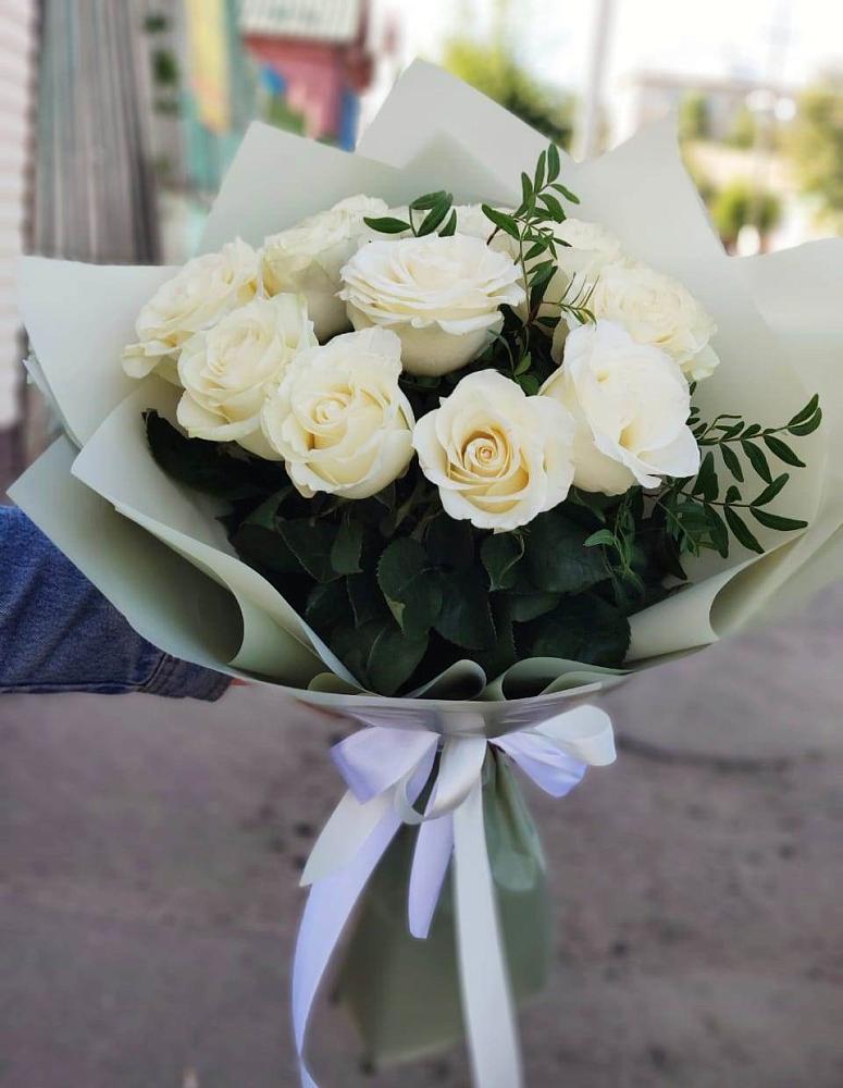 Букет Белые розы Проуд в Софьино