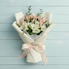 Букет цветов из:  Альстромерии #REPLACE_PRED# Софьино