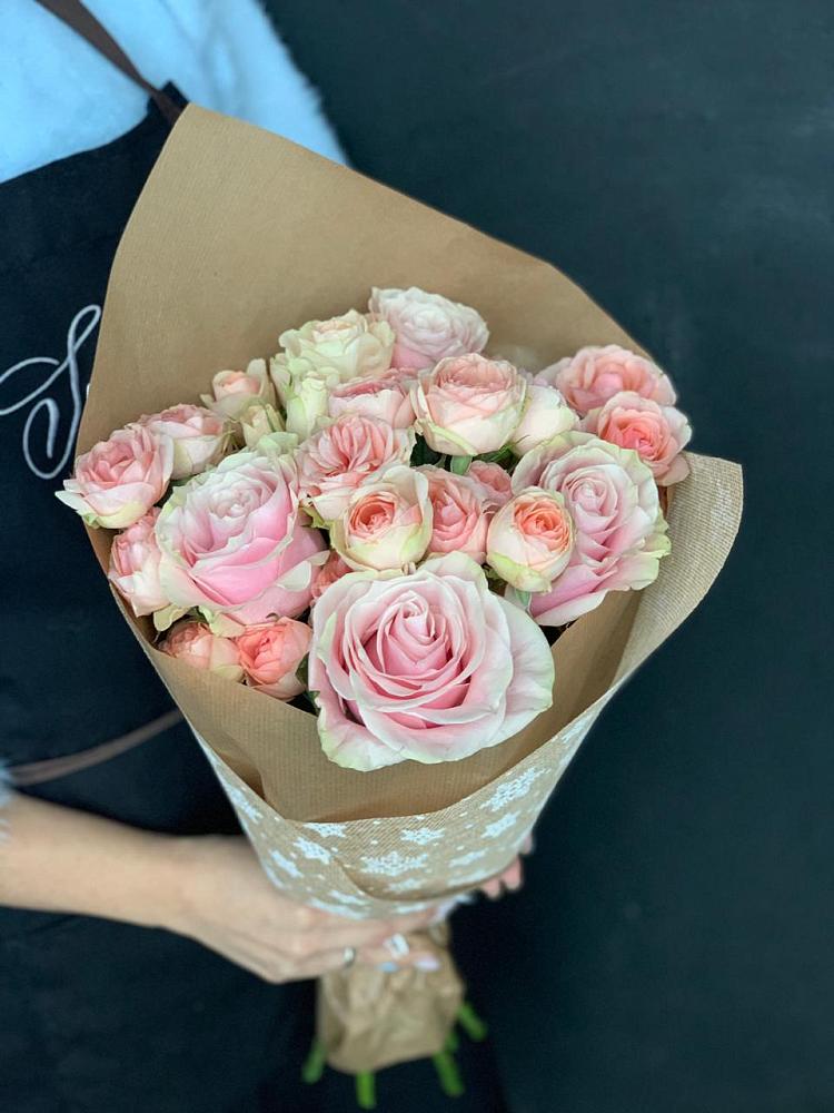 Букет цветов из: Хризантемы и Розы в Софьино