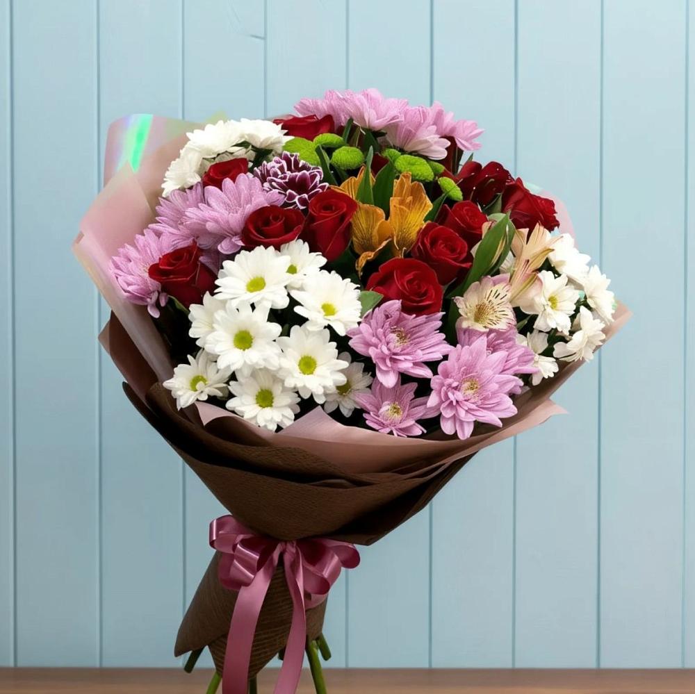 Букет цветов из: Розы, Хризантемы и Альстромерии в Софьино