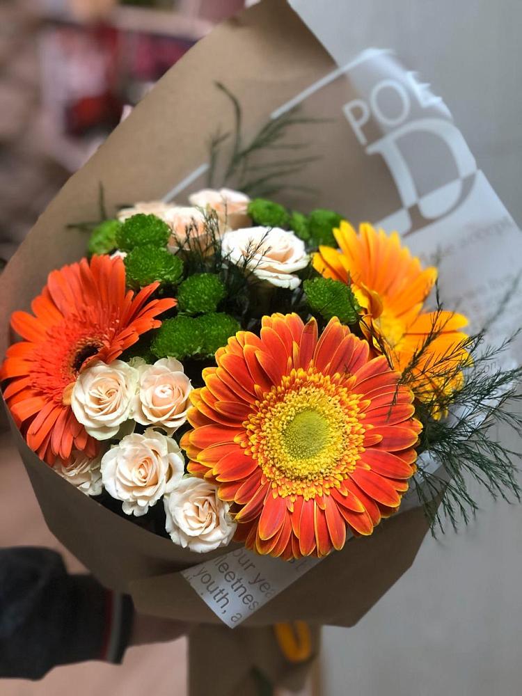 Букет цветов из: Герберы, Хризантемы и Розы в Софьино