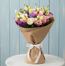 Букет цветов из:  Лизиантусы в Софьино